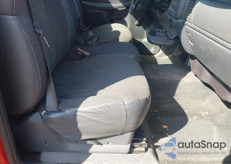 2000 Chevrolet Silverado 1500 из США, поврежденный, VIN 1GCEC14W6YZ182571